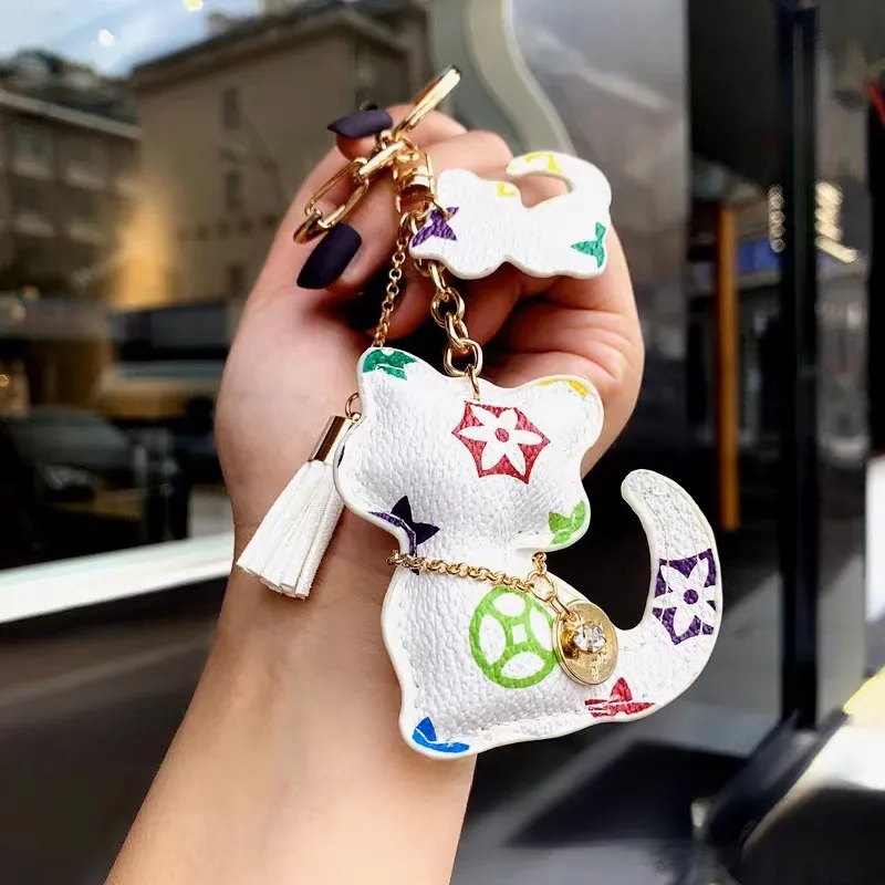Bag charms Designer Luxury charm PU Leather for women Men Creative Cat Keychain Love pendant Personalized Bear Car Bag Pendant Couple Style