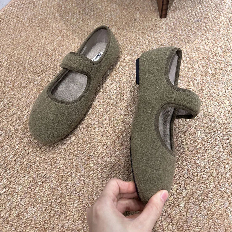 Fashion Furry Women Mary Janes Flats With Plush Shoes Female Hook Loop Footwear Round Toe Flats Fur Shoes For Ladies 251013