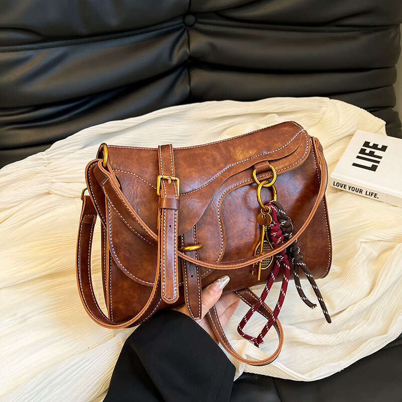 HighQuality Unique Niche Womens 2025 New Fashion Versatile Shoulder Crossbody Bag L251029