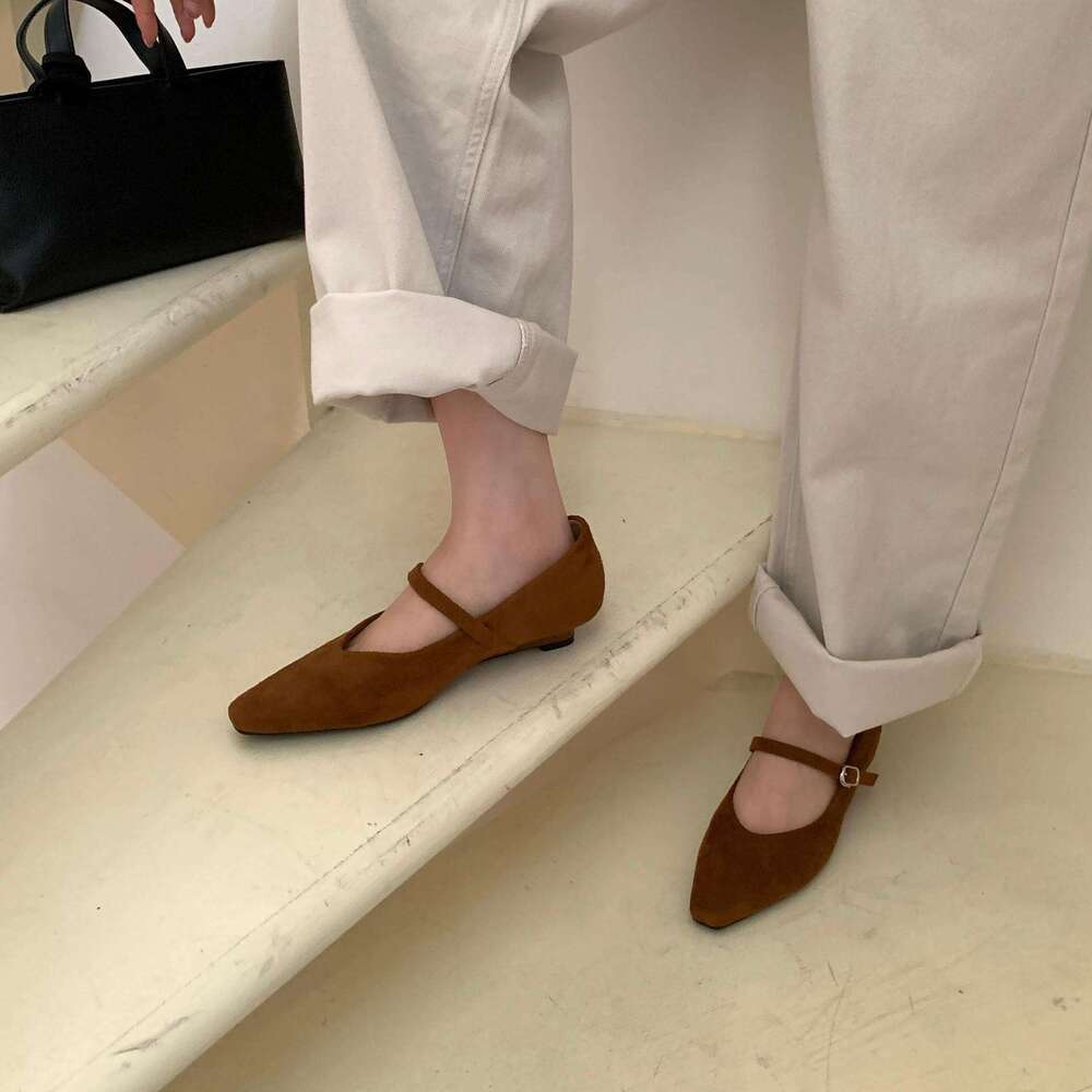 Wanwanfeng Suede Square Toe Single 2025 Designer Shoe Autumn New Style One-Strap Shallow Mouth Small Wedge Mid-Heel Mary Jane Shoes for Women