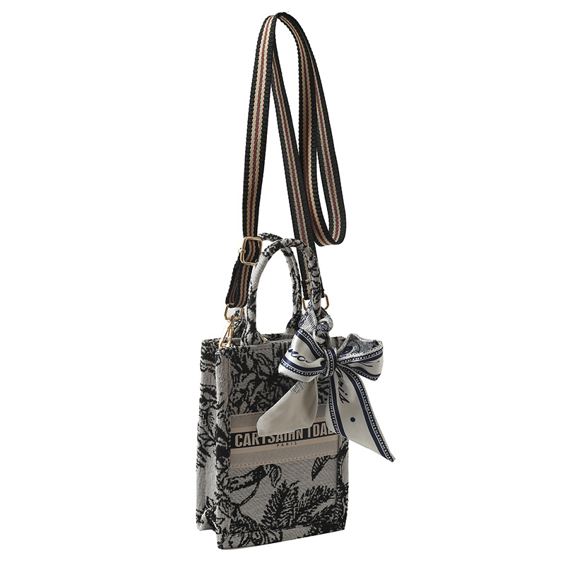 hot Free shipping designer bags for womens Shoulder Handbag fashion trend single shoulder diagonal cross small square bag