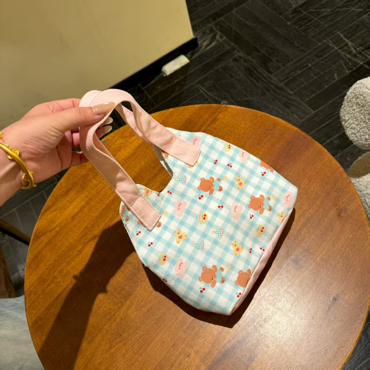 New Korean designer cute printed women's handbag with cartoon high appearance, panda large capacity, hot selling shoulder bag