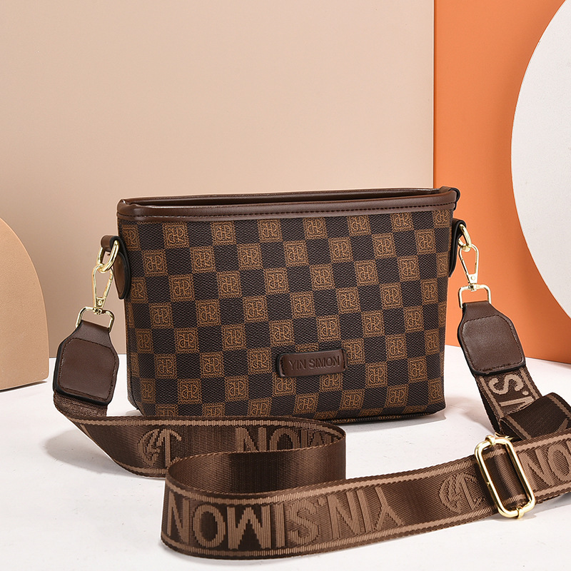 Luxury Brand Designer Bag 2025 New High-End Women's Shoulder Crossbody Bag PU Fashion Small Square Dumpling Bag Women's Bag