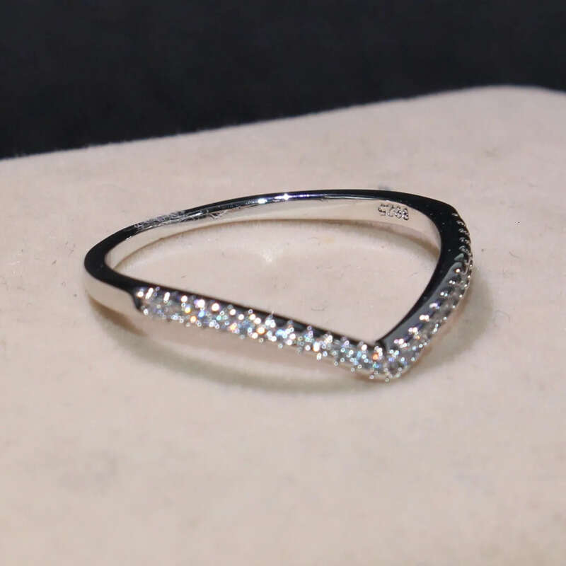 Big Promotion Wholesale Professional Deluxe Jewelry Sterling Sier Pave White Sapphire CZ Dia Women Wedding Band V Ring Gift BOX