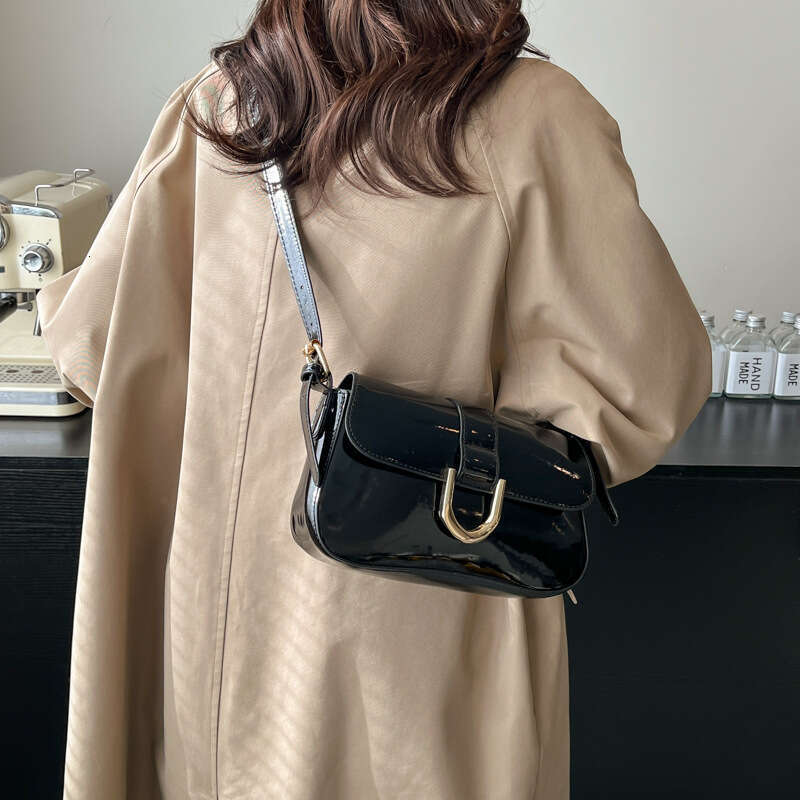 Designer Bag Luxury Bag Underarm For Women 2025 New Shoulder Bag Trendy Red Shoulder High-End Melad Commuter Crossbody Small Square