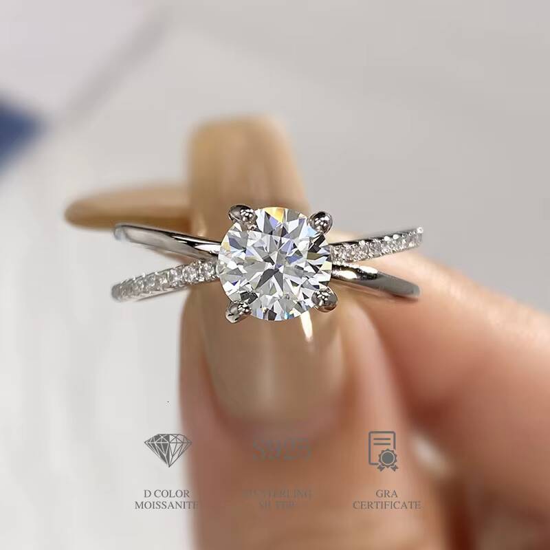 Newsoul Certificate Diamond Moissanite Ring 1CT Round Shape Gemstone for Women Wedding 925 Sterling Silver Fashion Fine Jewelry