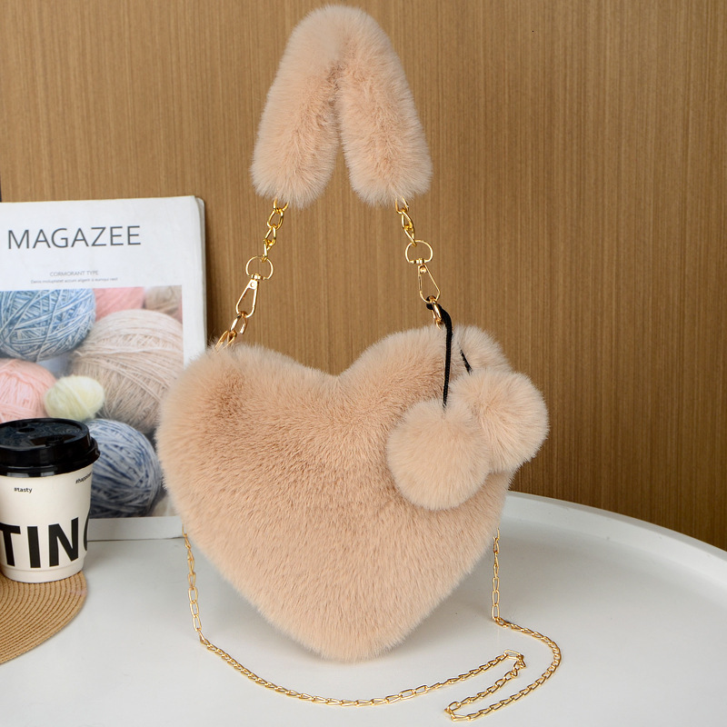 New rabbit fur plush designer cute and fashionable women's hand-held heart-shaped bag, single shoulder slanted body large capacity bag