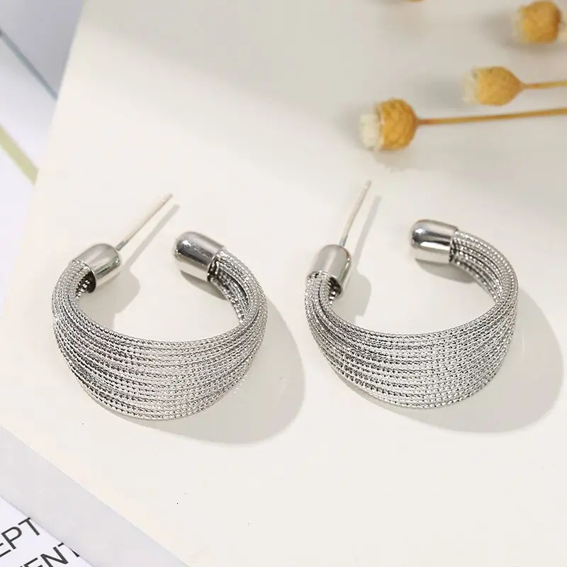 Fashion Trend Unique Elegant Delicate Retro Exaggerated Multilayer Stud Earrings Women Jewelry Party Gifts Wholesale 251013