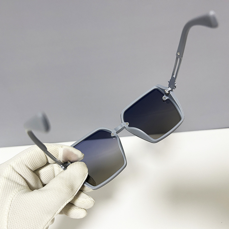 Luxury Brand Designer Jewelry Five-Star Decorative Eyewear Accessories Export Sunglasses Online Style Beauty Bare Face Polarized Glasses Simple Elegan