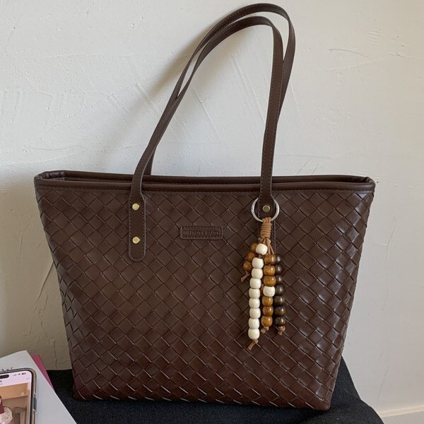 Luxury Brand Designer Bag Large Capacity New Tote Bag Simple Casual New Woven Pattern Single Shoulder Underarm Bag New Casual Solid Color Handbag