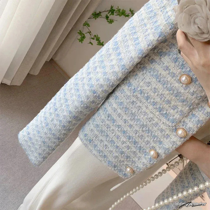 Cropped Cardigan: Elegant Single-Breasted Autumn/Winter Pearl Button Long Sleeve Outwear Top - Perfect For Chic Style, Ladies Blue Tweed Jacket Ddmywo