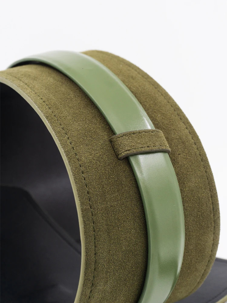 Retro suede dualpurpose waistband with contrasting brown leather and jacket waistband and wide belt 251013