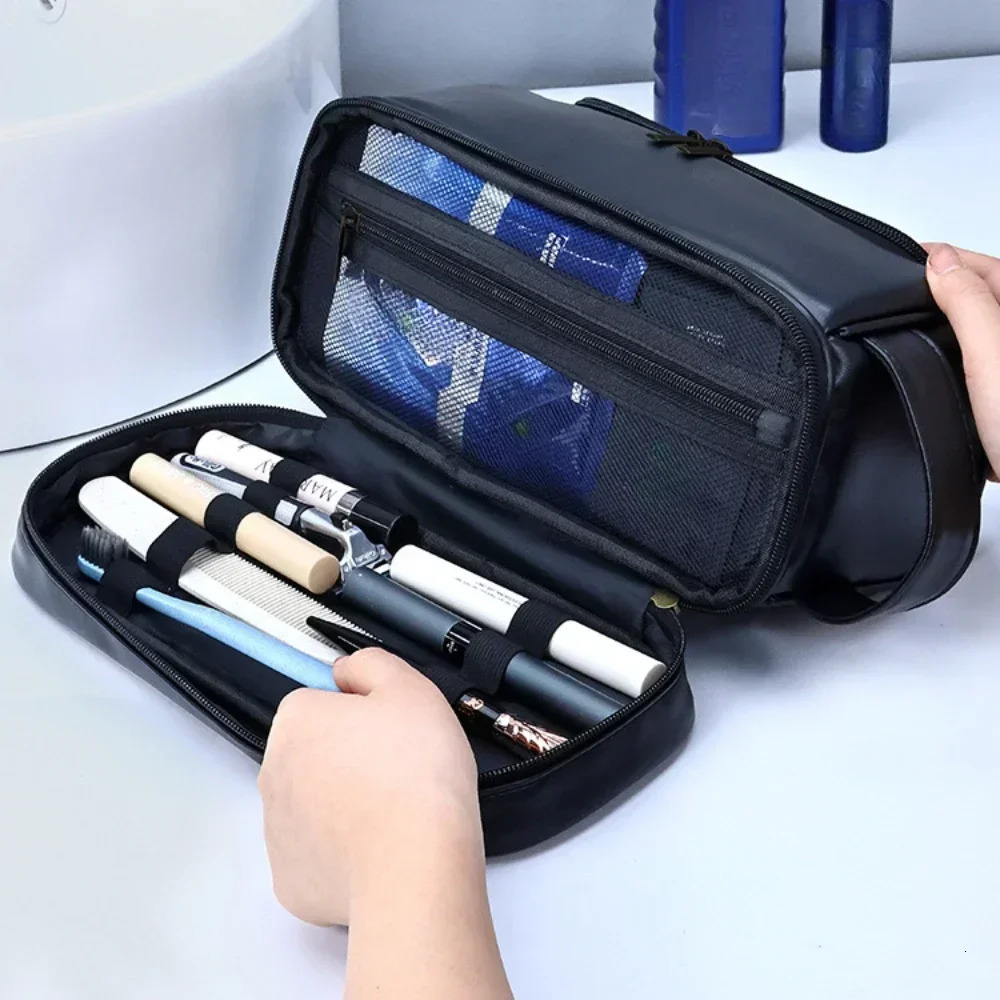 Large Hanging Toiletry Cosmetic Travel Bags for Men Women Leather Travel Bags with Hanging Hook Toiletries Bathroom Shaving Bags 251011