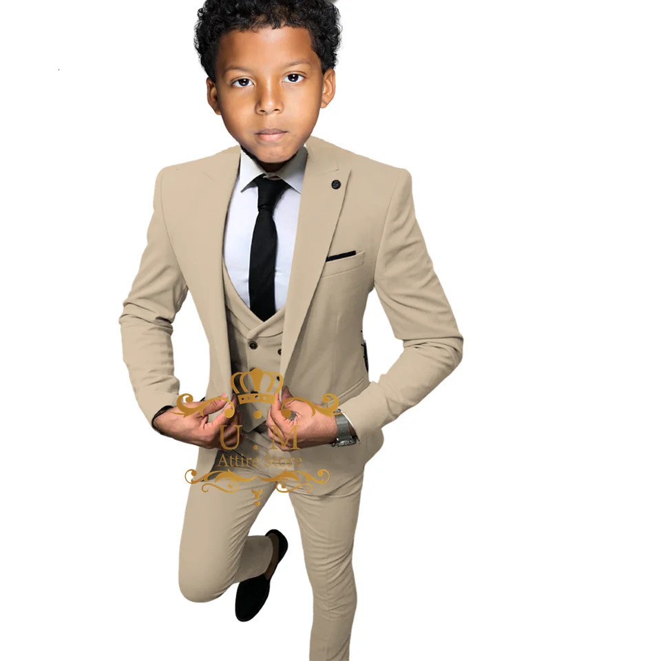 Haute Couture Childrens Wedding Suit 3pcs Khaki Jacket Vest Pants Slim Fit Set for Boys Birthday Prom Graduation Party Tuxedo 251017
