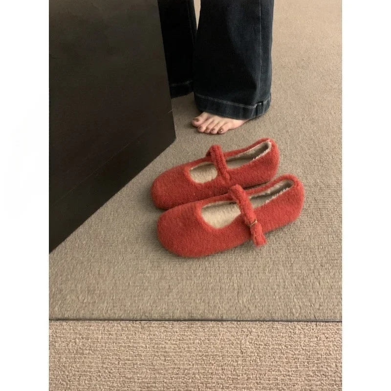 Fashion Round Toe Wool Ballet Flats Woman Concise Warm Plush Loafers Ladies Fluffy Mary Jane Shoes In Red Grey 251017