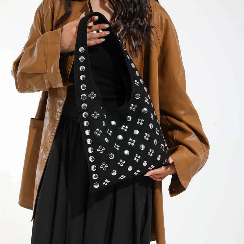 Designer Bag Luxury Bag 2025 Shoulder Bag New Trendy Motorcycle Starry Rivet Decorated Tote For Women Fashionable Versatile Large Capacity Handbag Sho