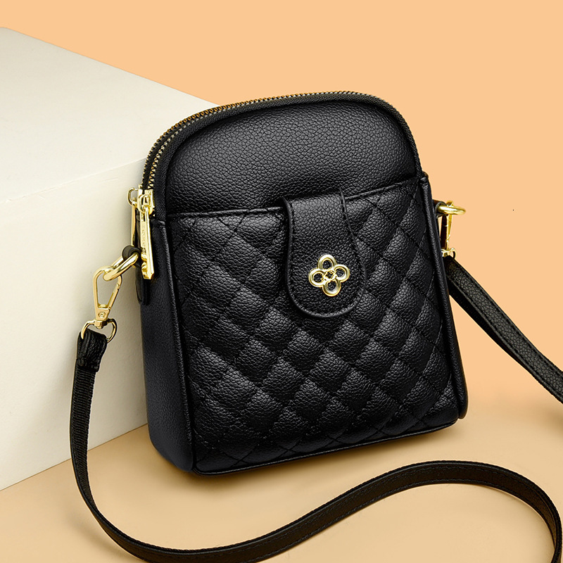 Luxury Brand Designer Bag New Simple Versatile Shoulder Bag Four Seasons Women's Mini Phone Bag Quilted Exquisite Fashion Crossbody Bag