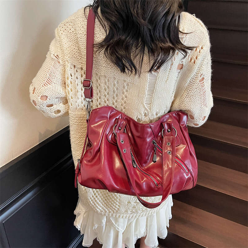 Designer Bag Luxury Bag High-End For Women 2025 New Trendy Short Trip Shoulder Bag Shoulder Large Capacity Tote Crossbody