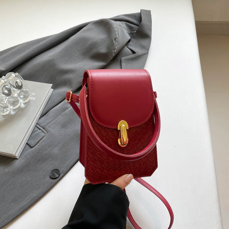 Luxury Brand Designer Bag Handheld Fashion Small Square Bag For Women 2025 Summer New Simple Casual High-End Feel Single Shoulder Bag Trendy Crossbody