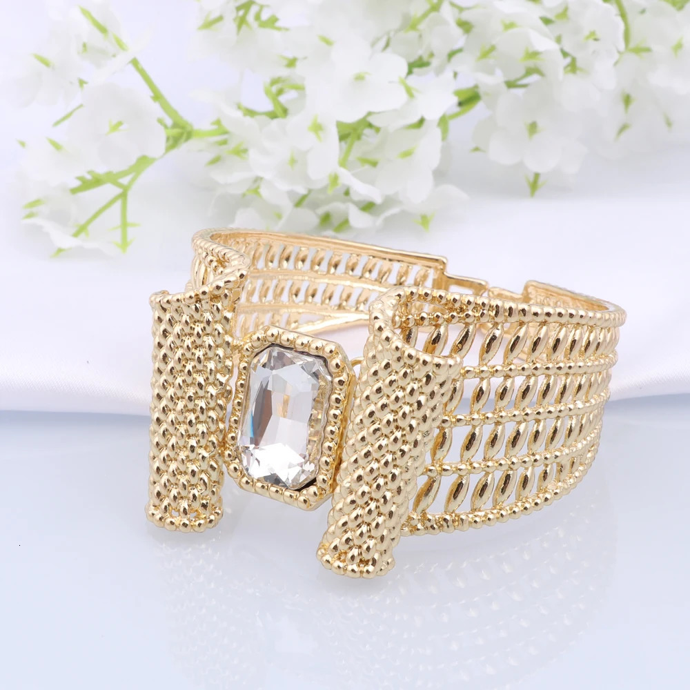 Latest Gold Plated Necklace Accessories Elegant Woman Party Jewelry Set Africa 251016