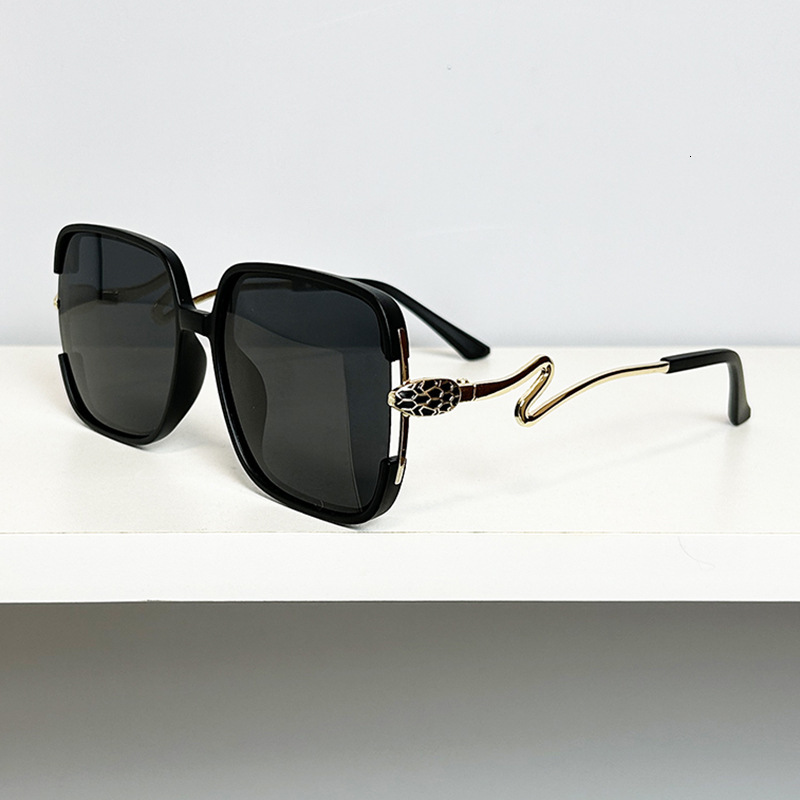 Luxury Brand Designer Jewelry White Snake Legend Sunglasses Casual Unique Style Mysterious Cobra Large Frame Sunglasses Trendy Women's Fashion Gl