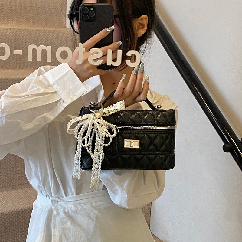 Luxury Brand Designer Bag High-End -Style Box Bag For Women 2025 New Hot-Selling Quilted Chain Shoulder Bag Trendy Versatile Small Square Bag