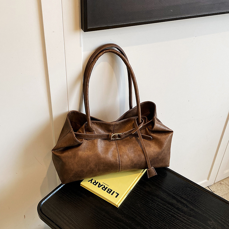 Luxury Brand Designer Bag Oil Wax Leather Large Capacity Bag For Women 2025 Spring New Versatile Shoulder Underarm Bag Handheld Tote Bag