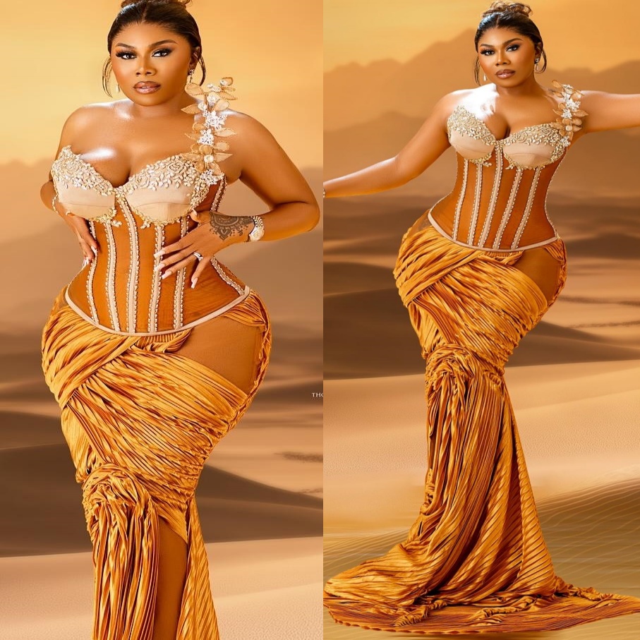 Gold Mermaid Prom Dresses 2025 Florals Crystals Velvet Illusion Evening Formal Party Second Birthday Engagement Gowns Plus Size Dress For Special Occa