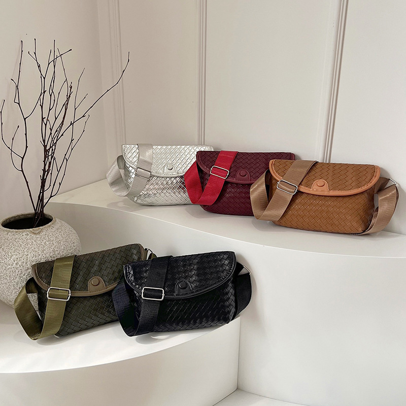 Luxury Brand Designer Bag Korean Style Fashion Single Shoulder Bag For Women 2025 New Spring Summer Simple Casual Bag Textured Personality Crossbody B