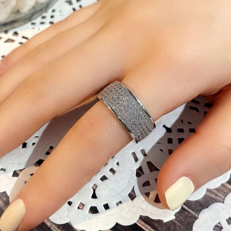 2024 Sparkling Hip Hop 5 Rows Pave Micro 5A Cubic Zircon Wedding Rings Jewelry Sterling Sier Fill Gorgeous Party Women Men Finger Ring Gift
