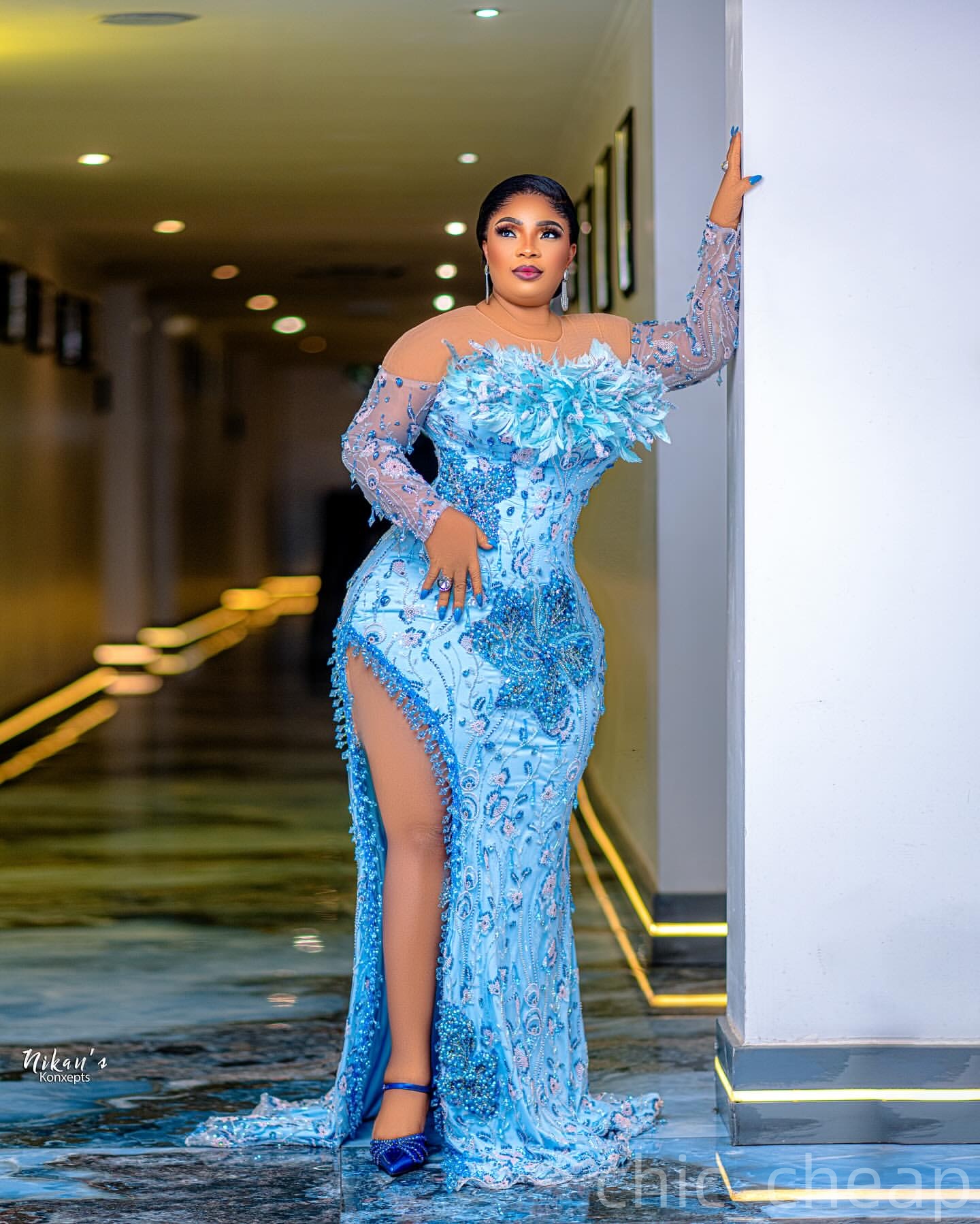 Mermaid Light Sky Blue Plus Size Prom Dresses 2025 Feather Crystals Sequined Evening Formal Party Second Birthday Engagement Gowns Dress For Special O