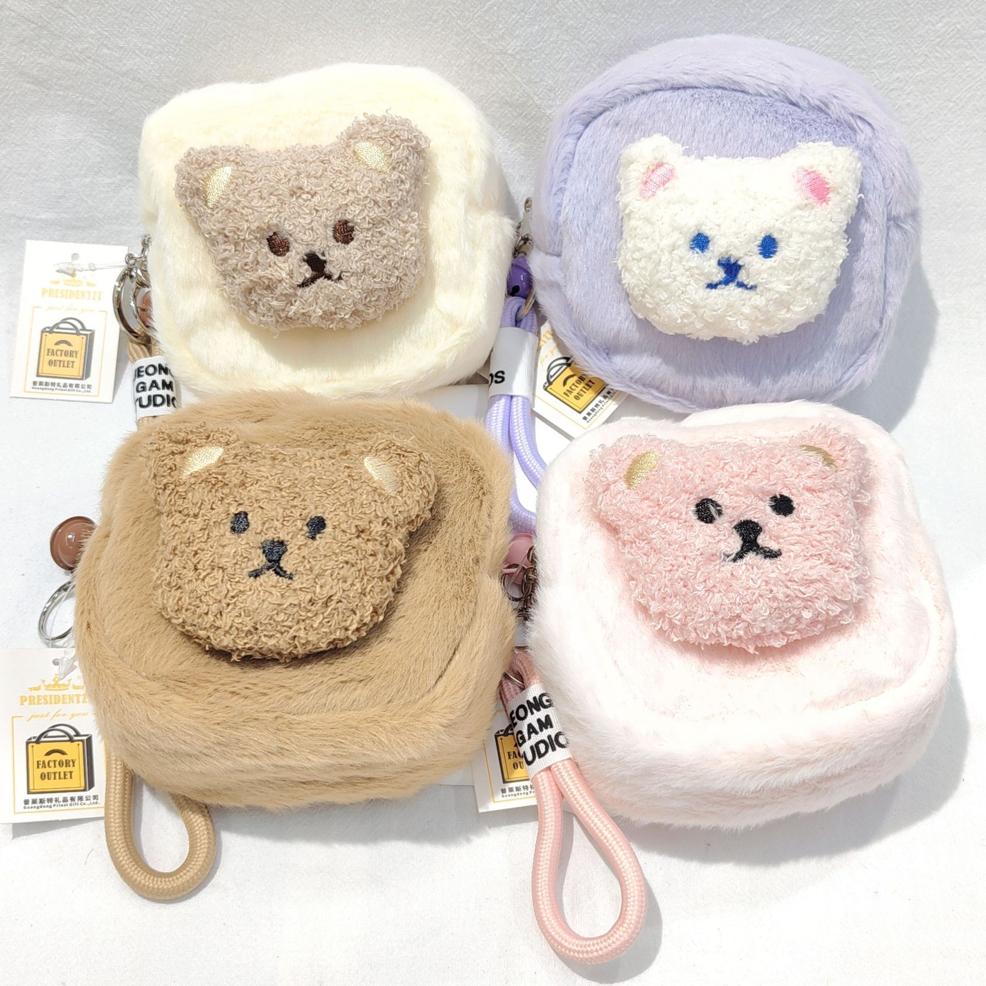 Designer's new cute pet plush coin wallet cartoon cute headphones key storage bag backpack pendant square small plush bag