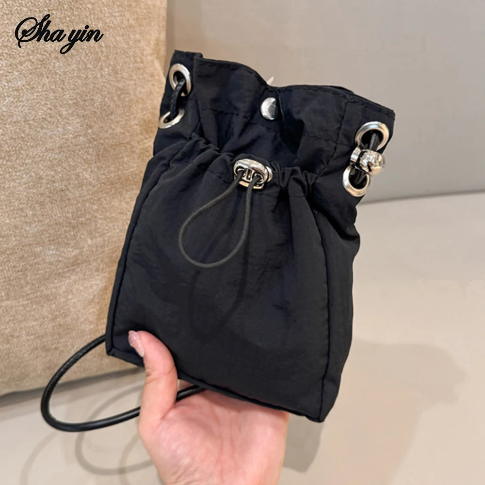 Nylon Crossbody Bag Soft Mini Phone Wallet Multifunctional Square Shoulder Bag Crossbody Purse Canvas Purse Messenger Bag 251014