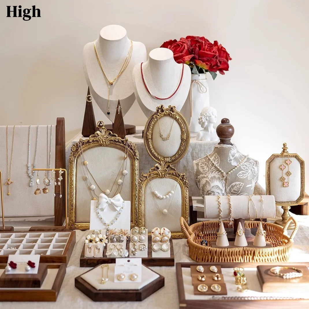 Vintage Po Frame Style Jewelry Display Stand Necklace Bust Earring Holder with Tray for Bracelets Rings Retro Showcase P 251016