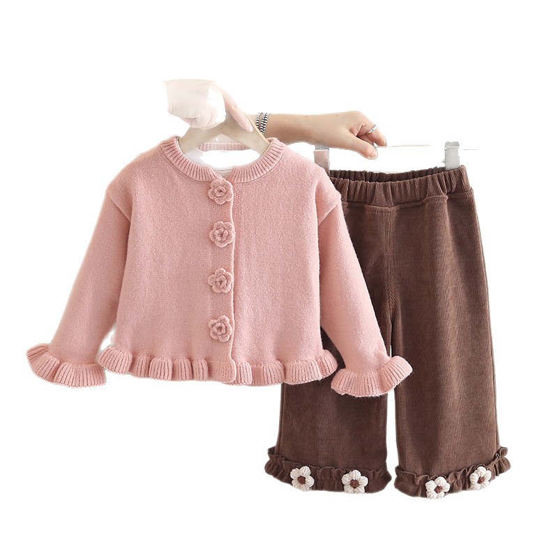 Girls' autumn outfit set 2025 new style baby girl spring and autumn four flower sweater three piece set fashionable Korean version trend free shi