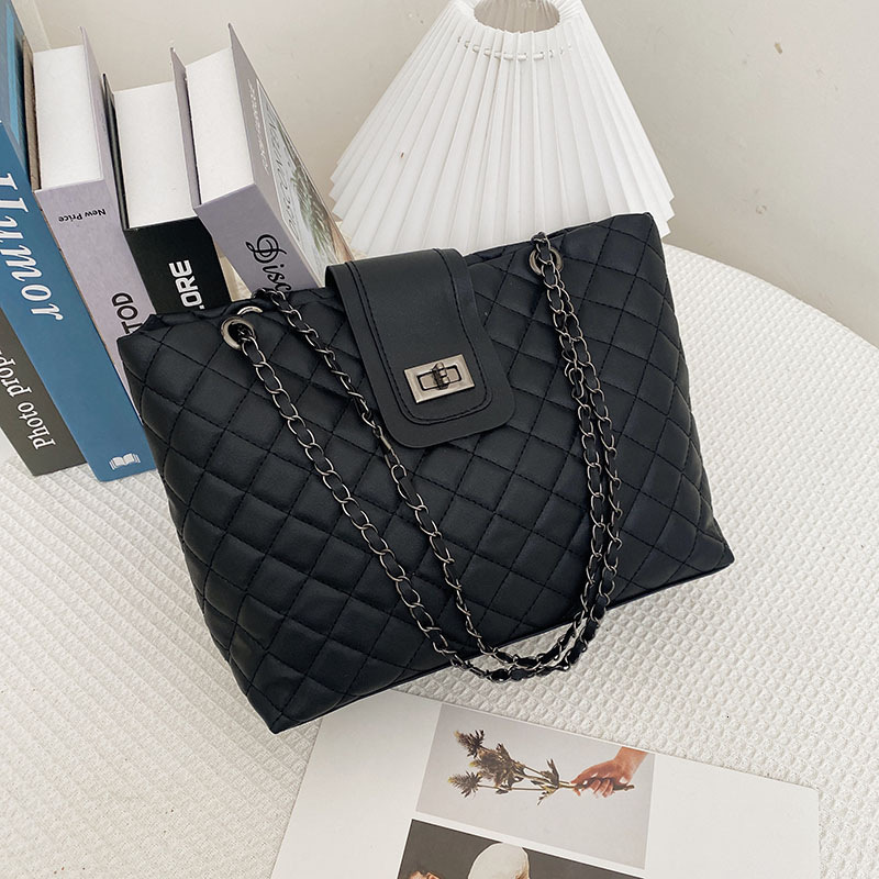 Luxury Brand Designer Bag Women's Internet Celebrity 2022 New Large Capacity Bag Ladies Chain Bag Crossbody Shoulder Bag Handheld Tote Large Bag 