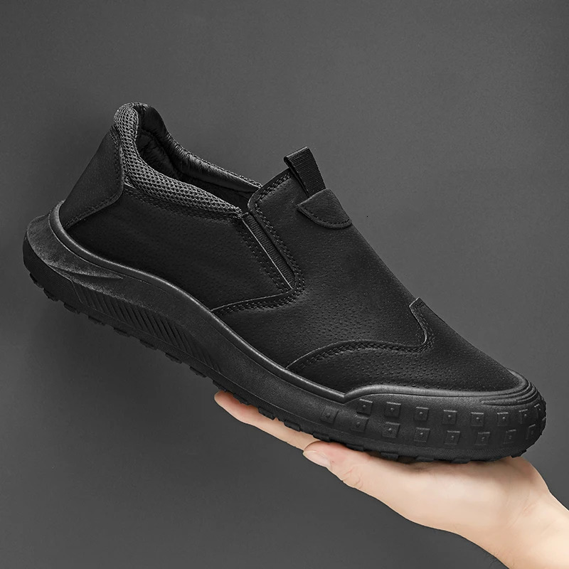 Handmade Leather Men Loafers Autumn Breathable Men Casual Shoes Slip on Male Driving Shoes Comfortable Sneakers 251013