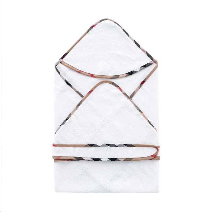 New summer style baby printed one-piece jumpsuit. It's a short-sleeved cotton romper with a round neck and shoulder buttons for babies.70*70