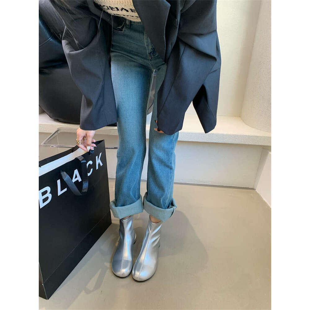 Round Toe Slim Thick Heel Ankle for Women 2025 Autumn Winter Designer Shoe Versatile Back Zipper Short Soft Leather Niche Martin Boots