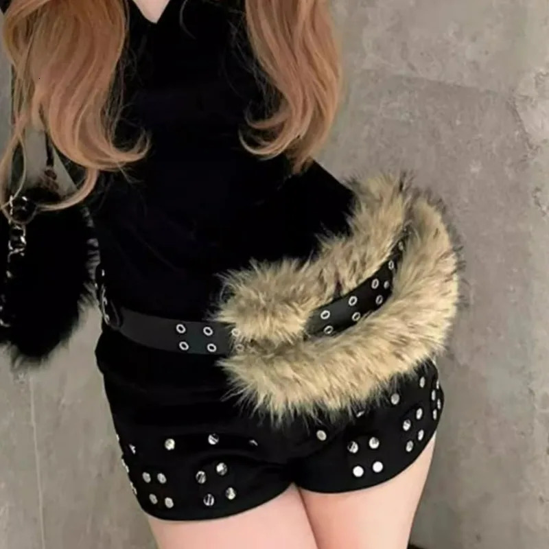Brown Vintage Women Faux Fur Belts Y2K Aesthetic Accessories Punk Waistband PU Leather Belt Plush Waist Chain Fashion Decoration 251016