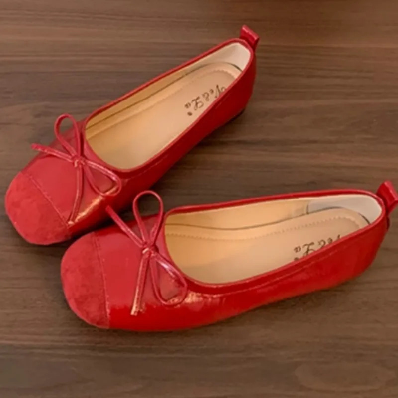 Womens Autumn Simple Solid Color Outdoor Nonslip Flat Shoes Fashion Patent Leather Casual Party Ladies Low Top Shoes 251018