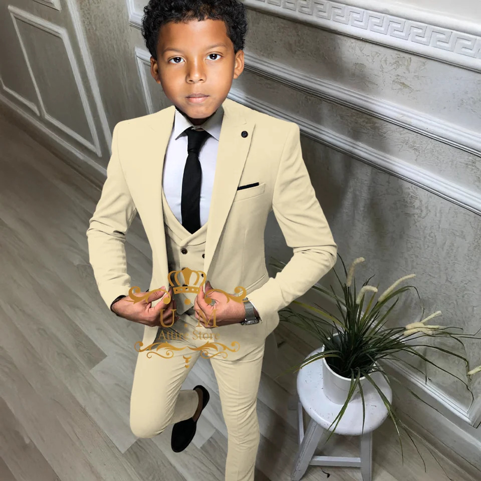 Haute Couture Childrens Wedding Suit 3pcs Khaki Jacket Vest Pants Slim Fit Set for Boys Birthday Prom Graduation Party Tuxedo 251017