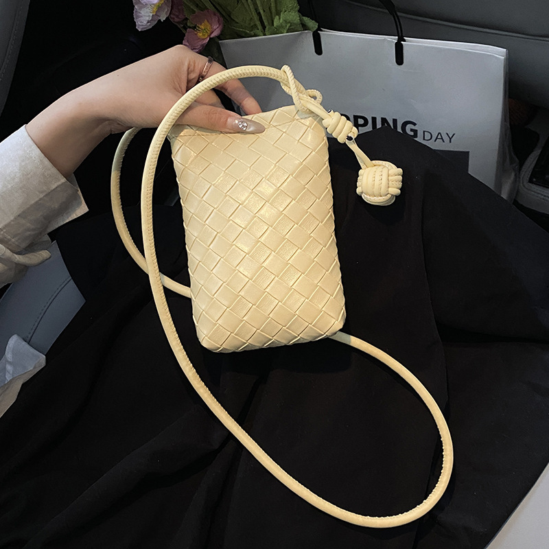 Luxury Brand Designer Bag Small Phone Bag For Women Summer 2025 New Simple Versatile Crossbody Bag Korean Style Internet Celebrity Phone Bag