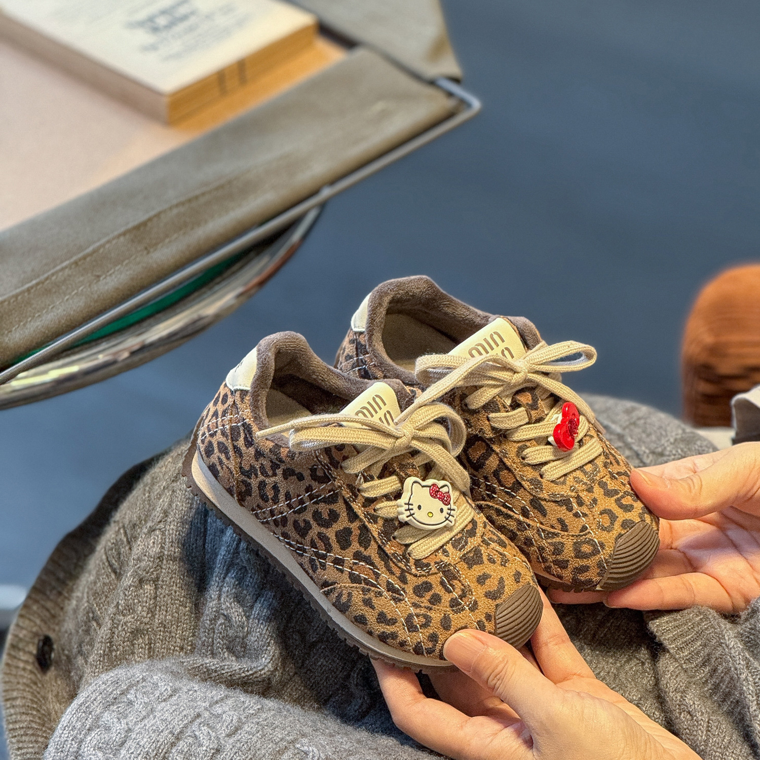 New children's designer shoes winter leopard print men's and women's sports shoes wool lining warm training shoes genuine leather cotto