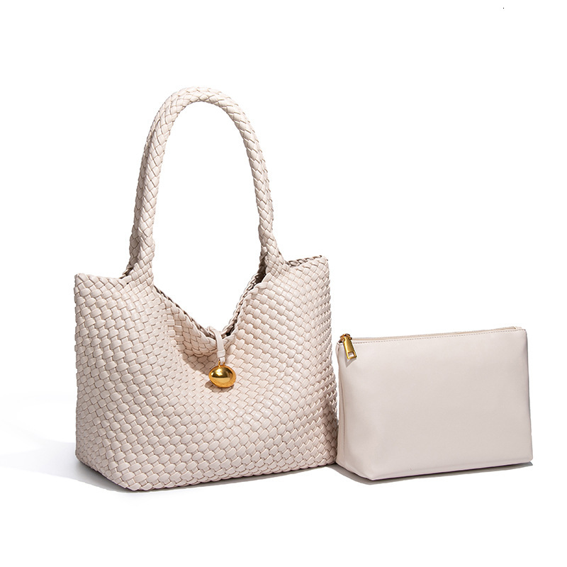 New Women's Large Capacity Handwoven Laptop Gold-Plated Soft Leather Horizontal Square Shoulder Tote Bag