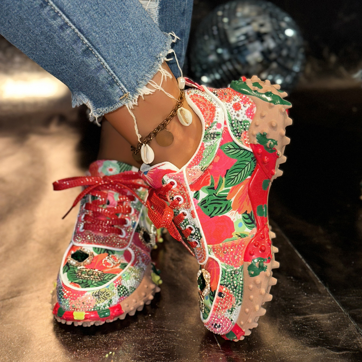 Women's Designer Sneakers Leather Metal Decorative Jeans Luxury Shoes Diamond Breathable Casual Thick Bottoms Non Slip Running Shoes Outdoor Leis