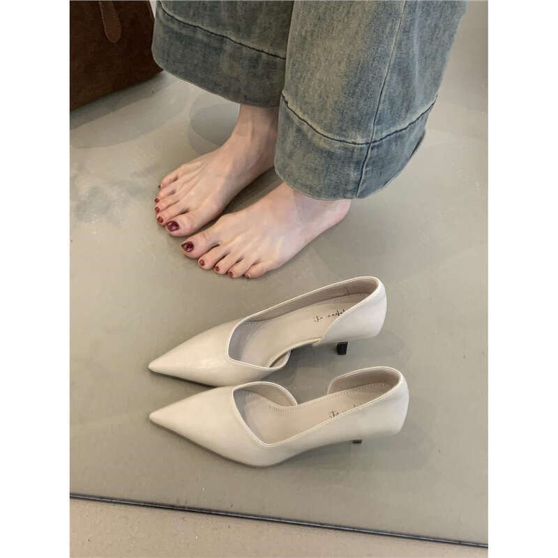Pointed Toe Shallow Mouth Single Designer Shoe for Women 2025 Spring French Style Elegant Socialite Fairy Side Hollow Stiletto High Heels Work Shoes