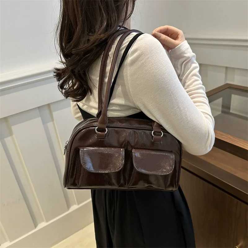 Vintage Simple Ladies Commute Tote BagWomen Business Shoulder Bags Pu Leather Female Underarm Bag Burgundy Large Handbags Purse Z251018
