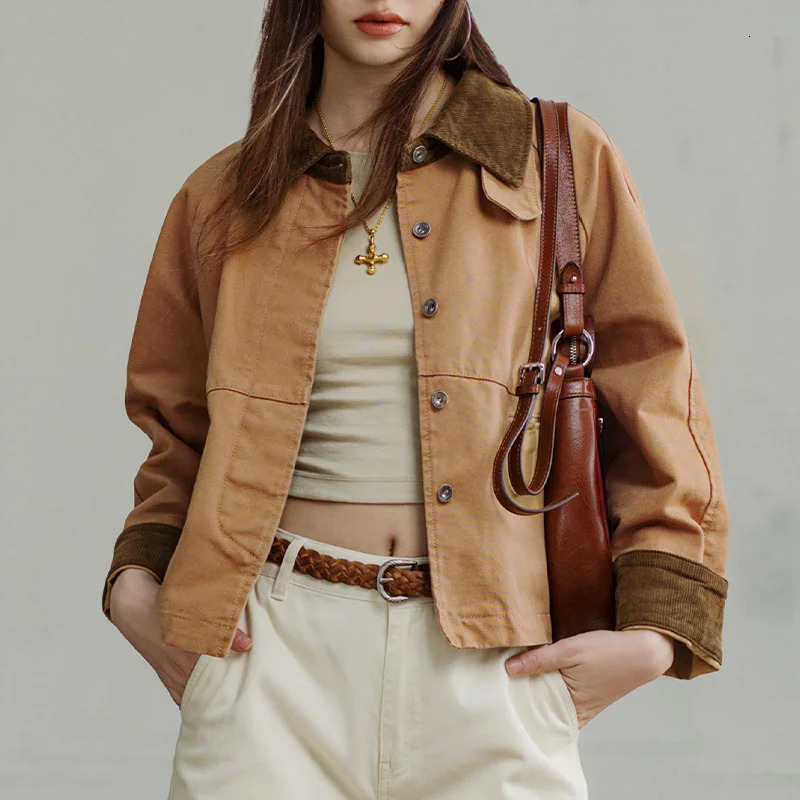 Maden Womens Retro Khaki Corduroy Collar Barn Jacket Heavyweight Canvas Outerwear Loose Fit Casual Coat for Autumn Tops 251010