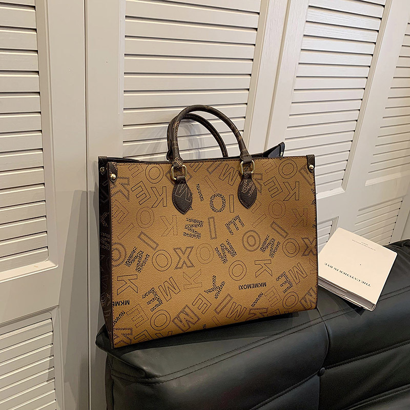 Luxury Brand Designer Bag Women's Bag 2024 New Fashionable Large Capacity Vintage Floral Tote Handbag Commuter Women's Bag Gift